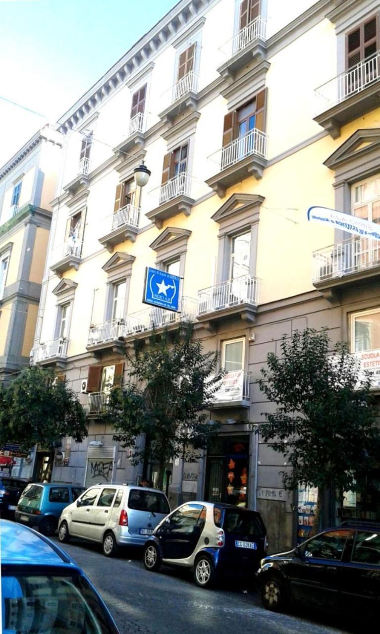 Case Vacanze " Il Duomo" Napoli Exterior photo